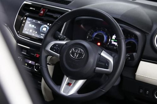 Beli mobil bekas