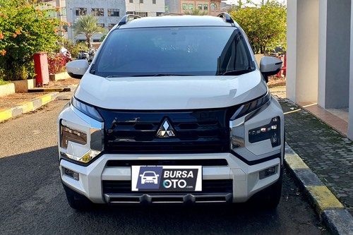 2023 Mitsubishi Xpander Cross Premium CVT bekas