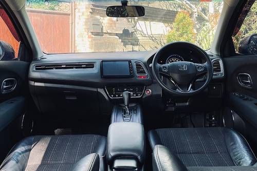 Dijual 2017 Honda HRV E 1.5 CVT bekas