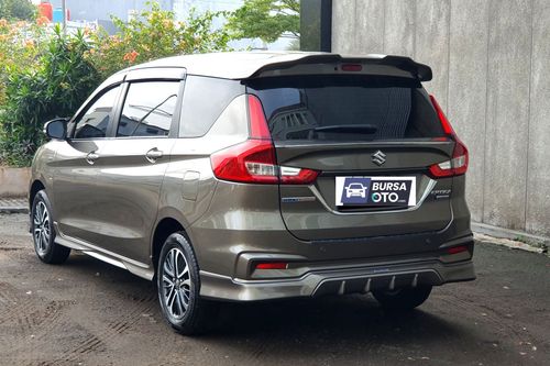 2nd Hand 2022 Suzuki Ertiga Smart Hybrid SS AT