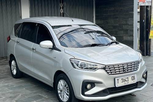 Beli mobil bekas