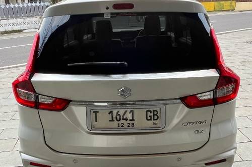 Beli mobil bekas