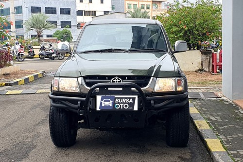 2004 Toyota Hilux Double Cabin 2.5L MT bekas
