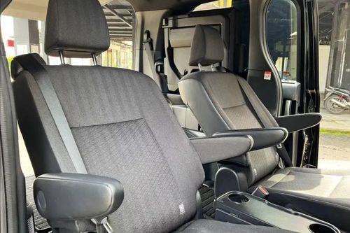 2022 Toyota Voxy 2.0L AT tua