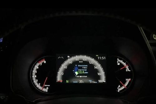 Dijual 2022 Toyota Voxy 2.0L AT bekas