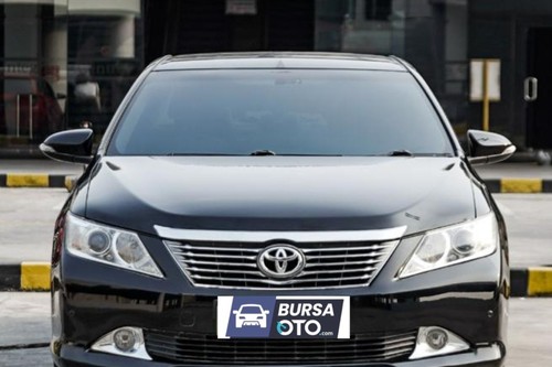 Used 2013 Toyota Camry 2.5 V AT