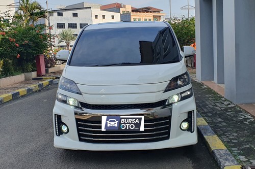 Used 2013 Toyota Vellfire  2.4 GS AT