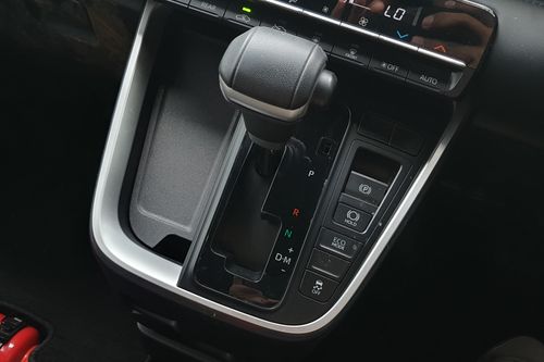 2022 Toyota Voxy 2.0 CVT bekas