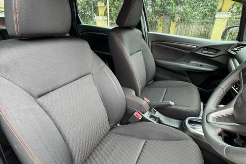 Beli mobil bekas