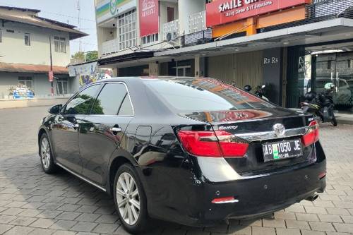 2013 Toyota Camry V 2.5L AT bekas