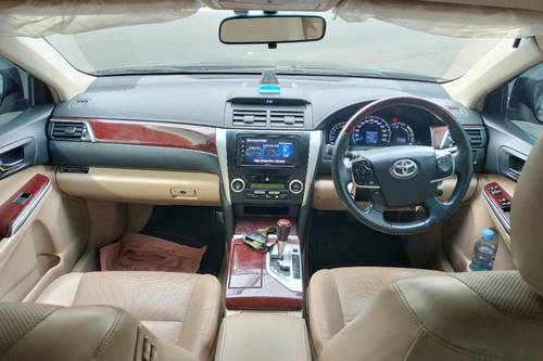 2013 Toyota Camry V 2.5L AT tua