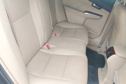 Dijual 2013 Toyota Camry V 2.5L AT bekas