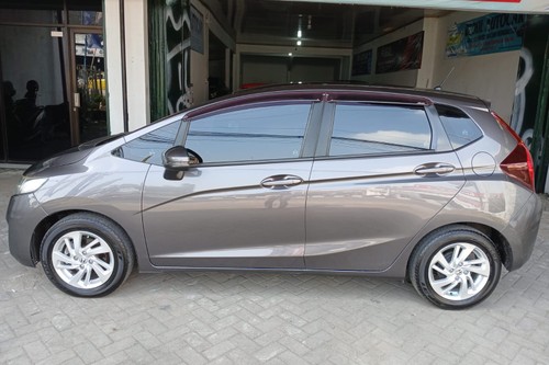 Dijual 2016 Honda Jazz GK5 1.5 S MT bekas