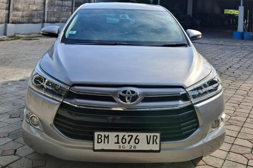 Used 2018 Toyota Innova 2.4L V Diesel MT