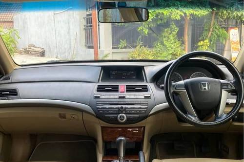 Dijual 2012 Honda Accord 2.4L VTi bekas