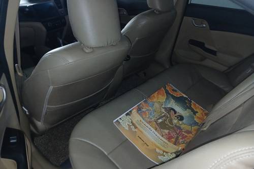 Beli mobil bekas