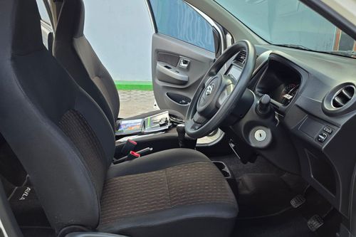 Dijual 2022 Daihatsu Ayla 1.2L R MT DLX bekas