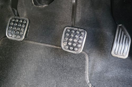 2022 Daihatsu Ayla 1.2L R MT DLX bekas