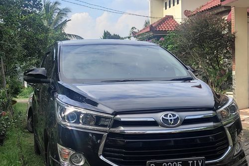 Second hand 2020 Toyota Kijang Innova REBORN 2.4 V AT DIESEL TRD 