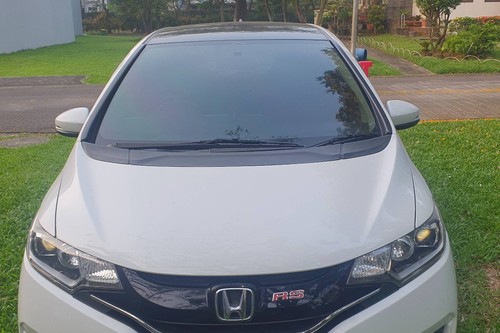 2015 Honda Jazz  1.5 RS AT BLACK TOP LIMITED EDITION bekas