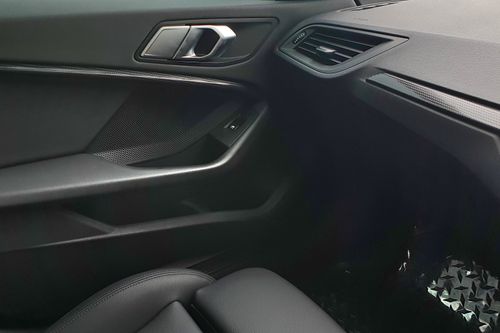 2022 BMW 2 Series Gran Coupe 218i bekas