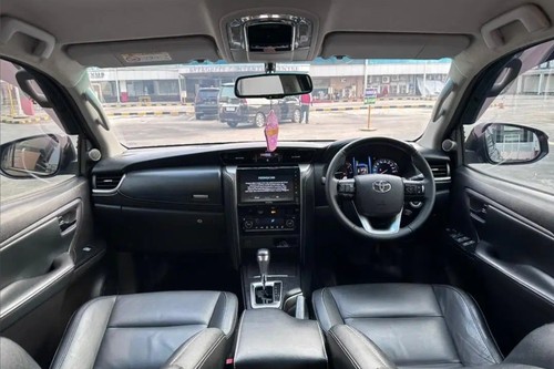 Dijual 2021 Toyota Fortuner 2.8 VRZ 4x2 AT bekas