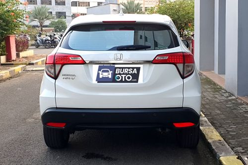 Old 2021 Honda HRV SE 1.5L AT