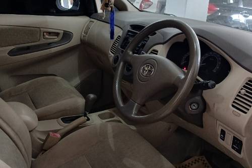 2007 Toyota Kijang Innova 2.0 G AT bekas