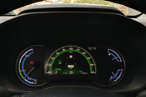 2024 Toyota Kijang Innova Zenix Hybrid EV 2.0L V HV CVT Modellista bekas
