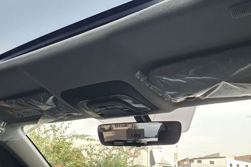 2024 Toyota Kijang Innova Zenix Hybrid EV 2.0L V HV CVT Modellista bekas