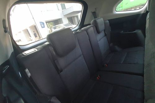 2024 Toyota Kijang Innova Zenix Hybrid EV 2.0L V HV CVT Modellista bekas