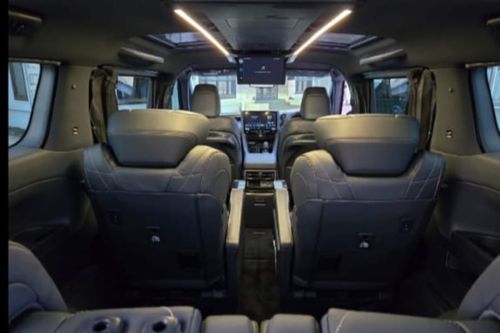 Used 2024 Toyota Alphard 2.5 HV