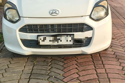 Dijual 2014 Daihatsu Ayla 1.0L M AT bekas