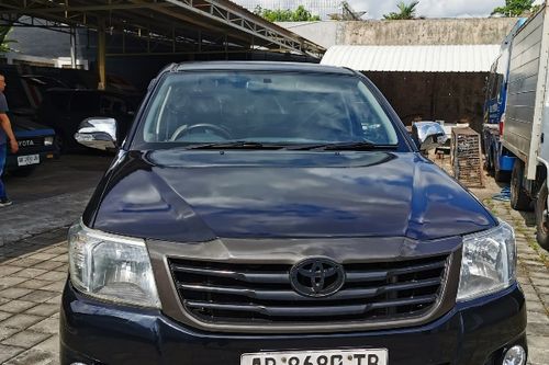 2014 Toyota Hilux 4x2 2.5 PU tua