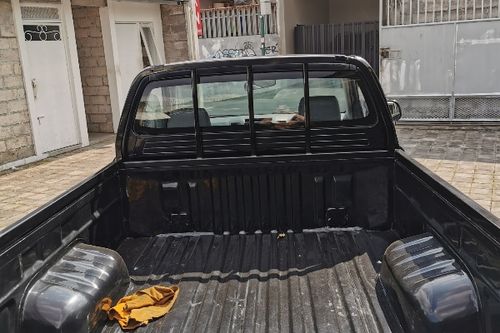 2014 Toyota Hilux 4x2 2.5 PU bekas