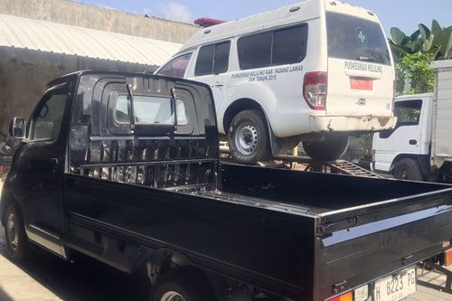 Dijual 2023 Daihatsu Gran Max PU 1.3L STD bekas