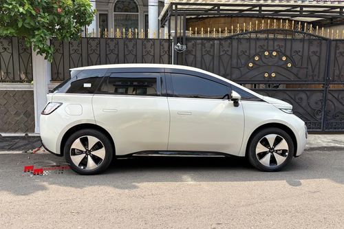 Dijual 2024 Wuling Cloud 460 km bekas