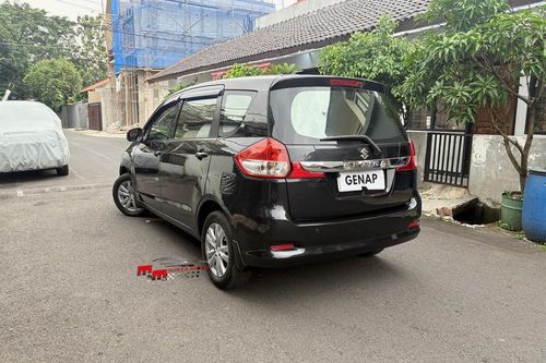 Beli mobil bekas