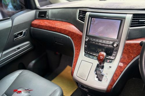 Dijual 2010 Toyota Vellfire 2.4 ZG AT PREMIUM SOUND bekas