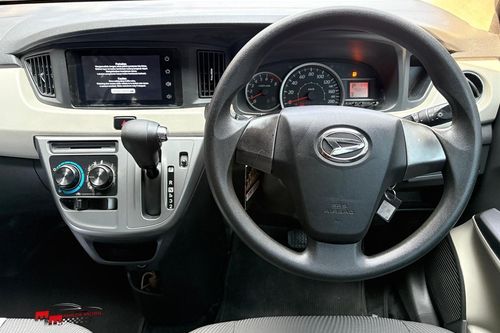 2021 Daihatsu Sigra 1.2 R AT bekas
