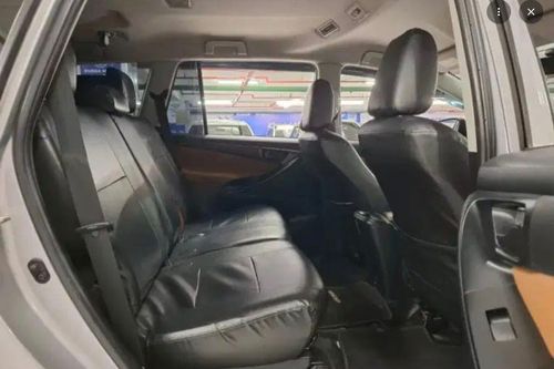 Beli mobil bekas