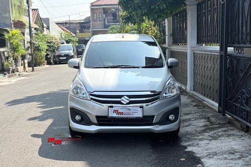 Beli mobil bekas