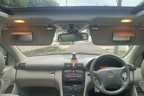 2009 Mercedes Benz C-Class  C 240 AT
