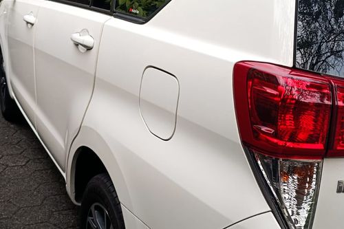 Dijual 2021 Toyota Kijang Innova REBORN 2.4 Q AT DIESEL bekas