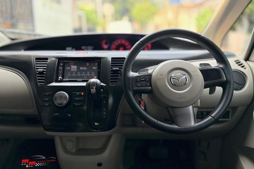 2015 Mazda Biante 2.0L Sky Active AT tua