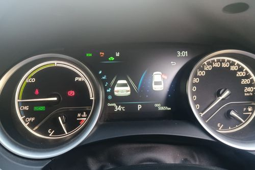2022 Toyota Camry 2.5 V HYBRID A/T bekas