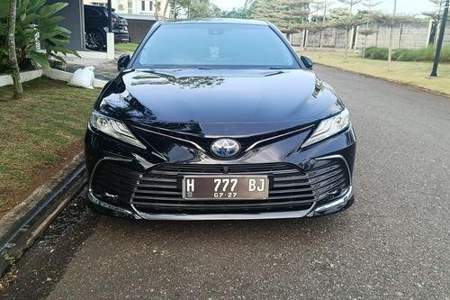 2022 Toyota Camry 2.5 V HYBRID A/T tua