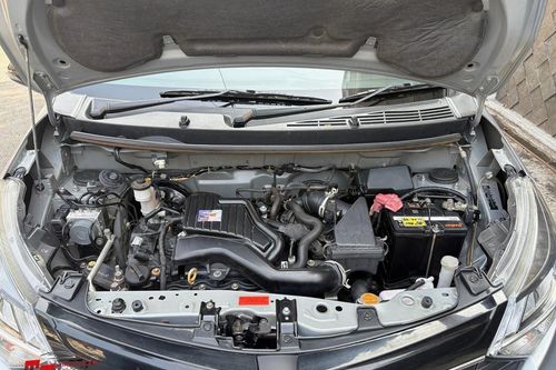 2022 Daihatsu Sigra 1.2 R AT bekas
