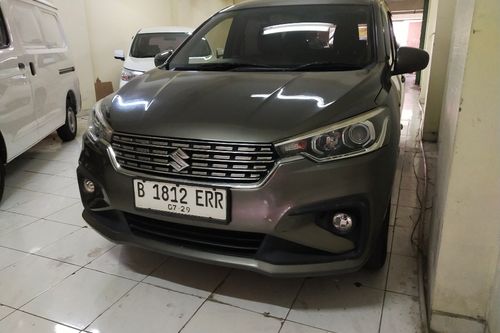 Beli mobil bekas