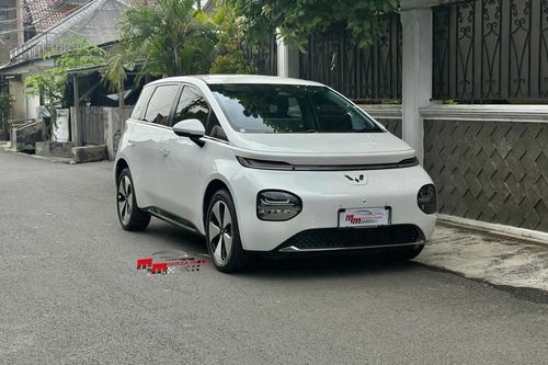 Used 2024 Wuling Cloud EV Pro